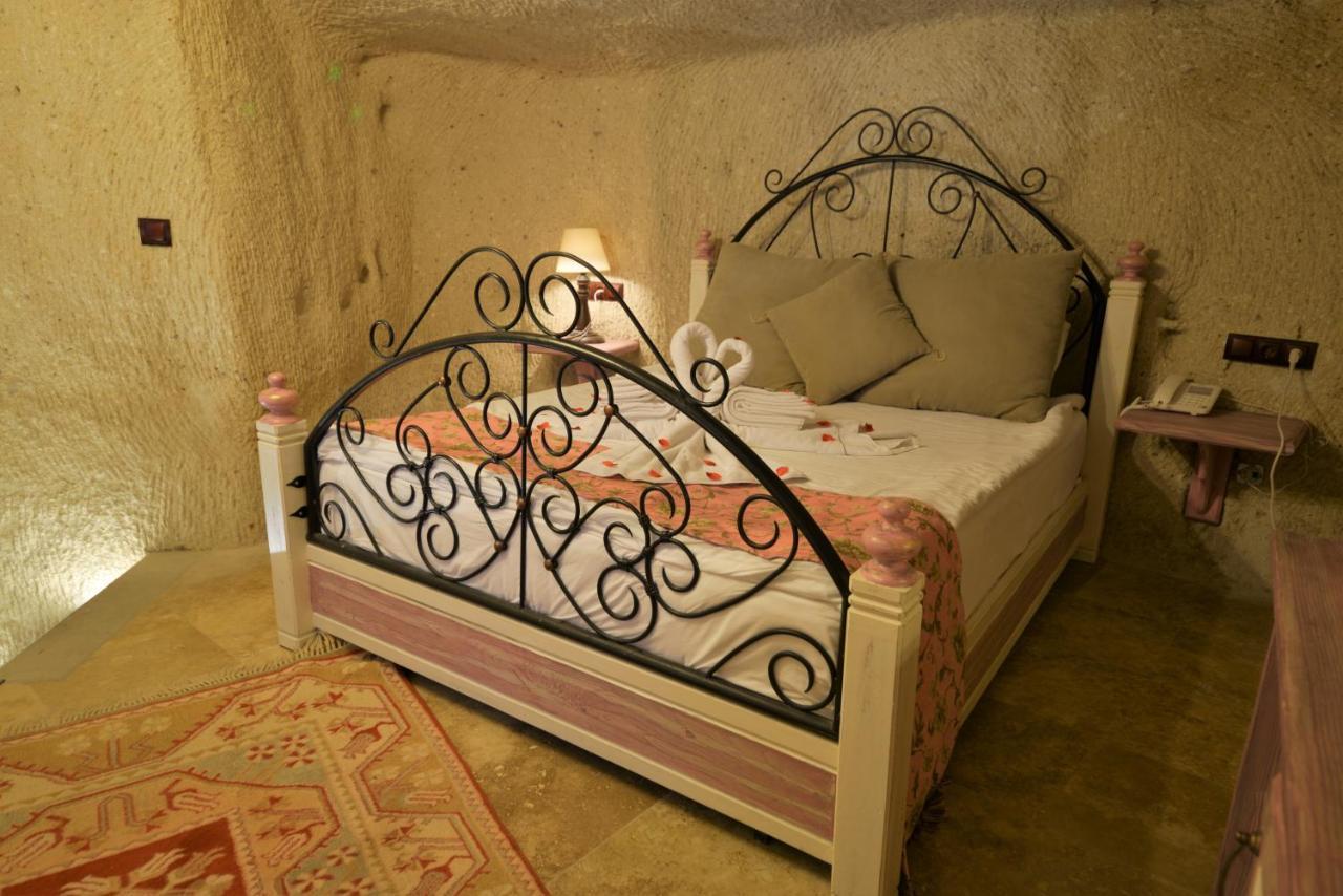 גורמה Caftan Cave Suites מראה חיצוני תמונה
